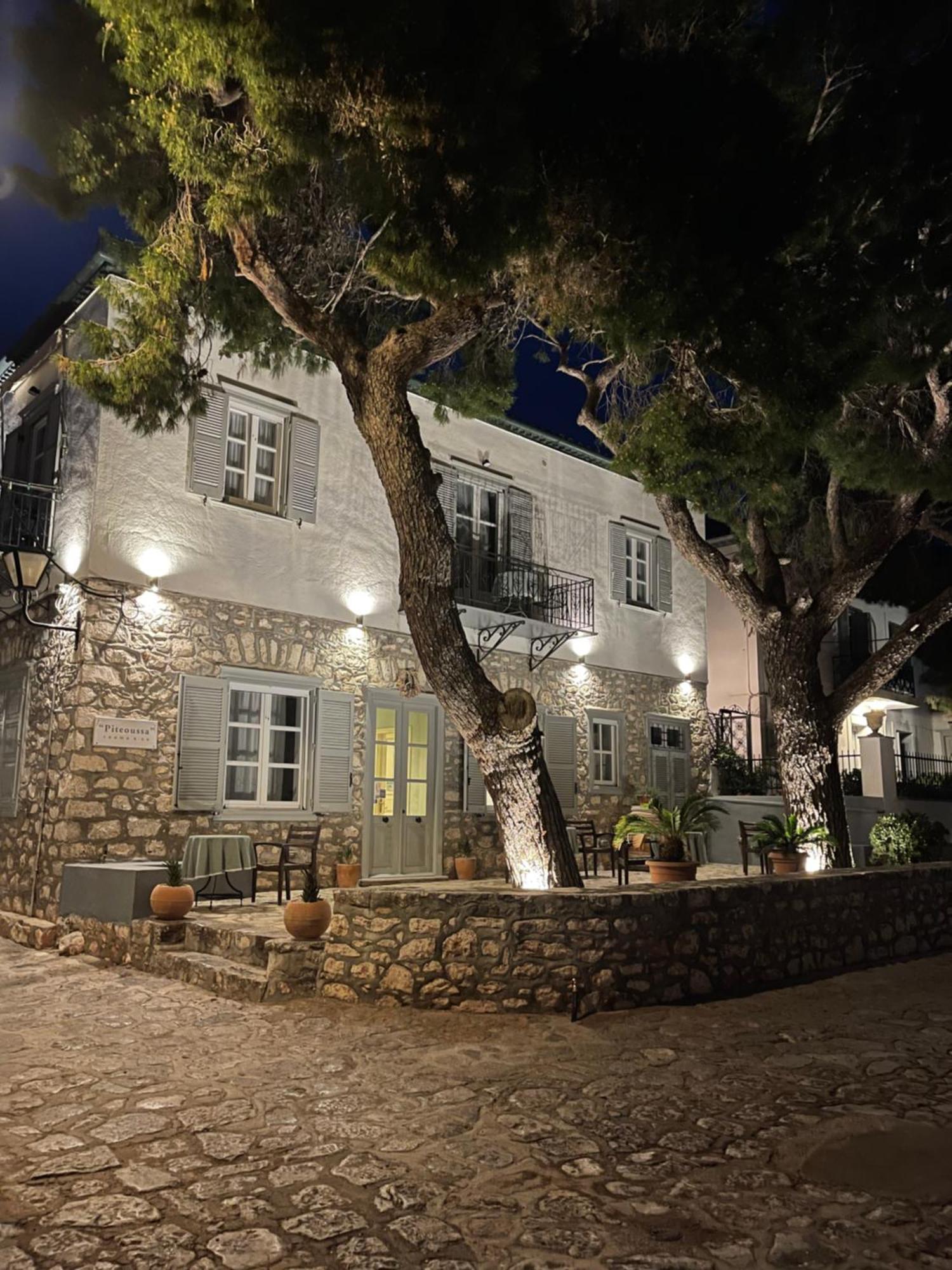 Piteoussa Rooms Hidra Exterior foto